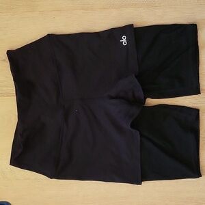 Alo Yoga black bike shorts with mesh size Small